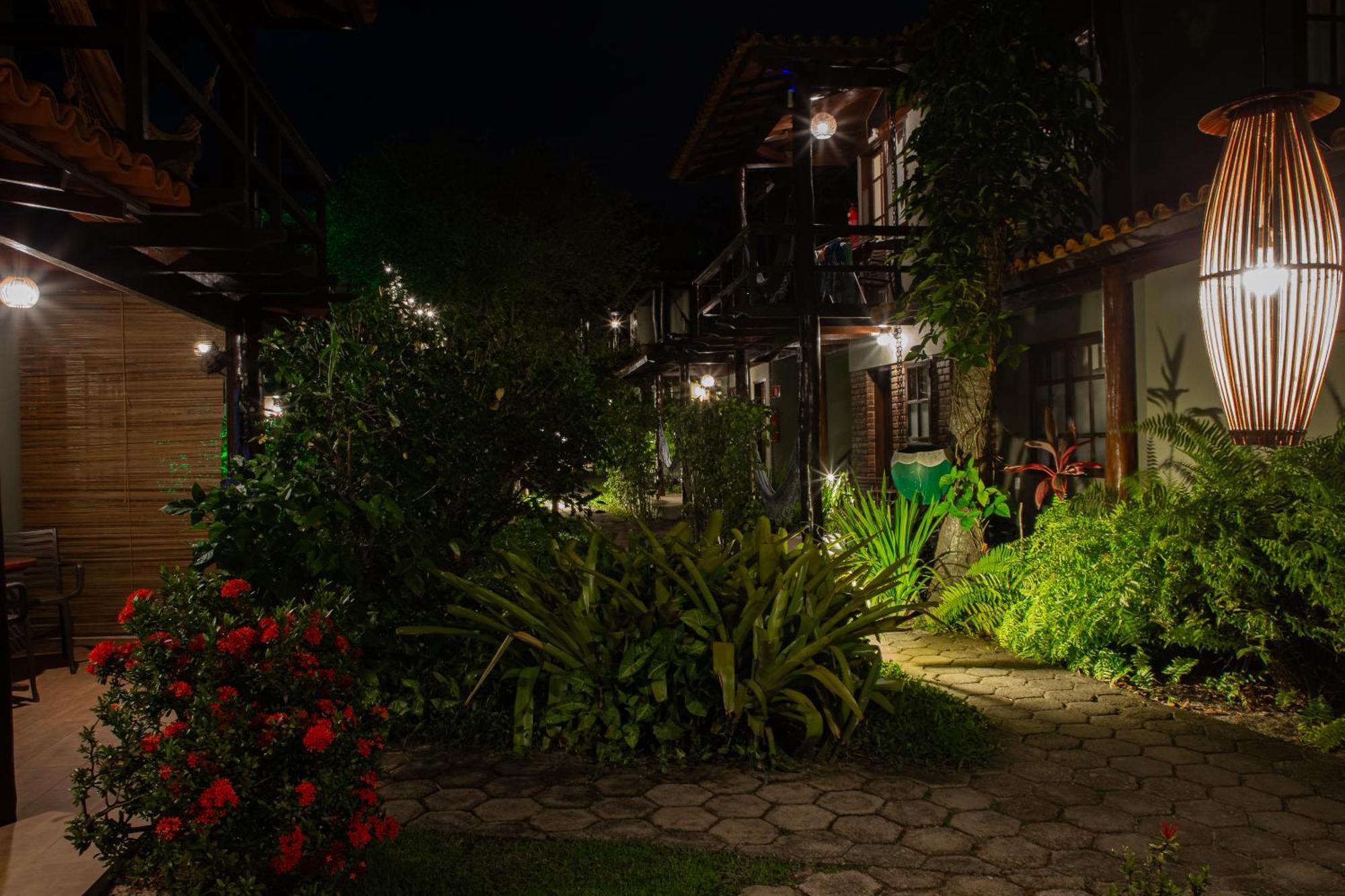 Pousada Villa Zena - Frente Ao Mar - Pe Na Areia Порту-Сегуру Экстерьер фото