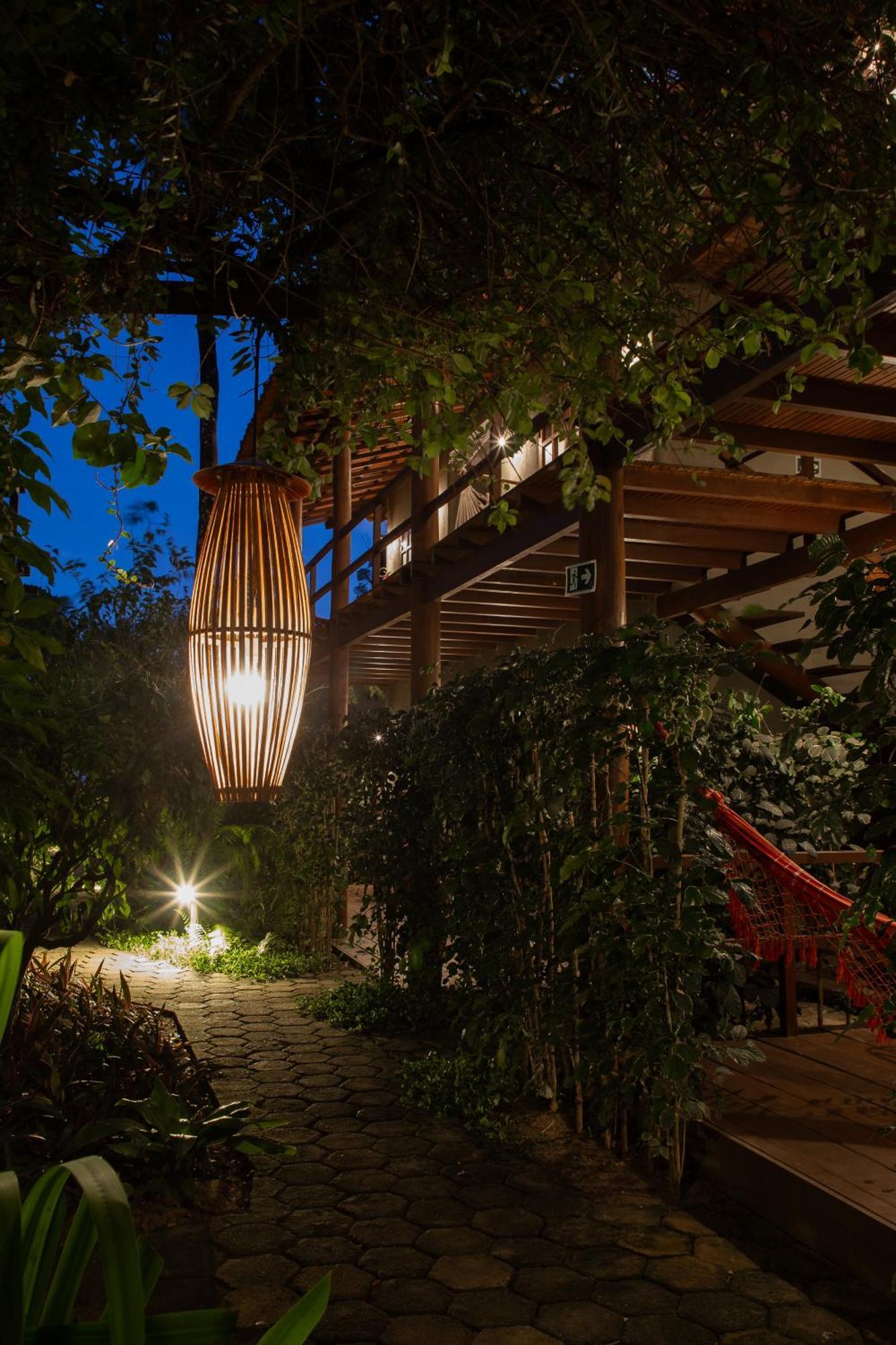 Pousada Villa Zena - Frente Ao Mar - Pe Na Areia Порту-Сегуру Экстерьер фото