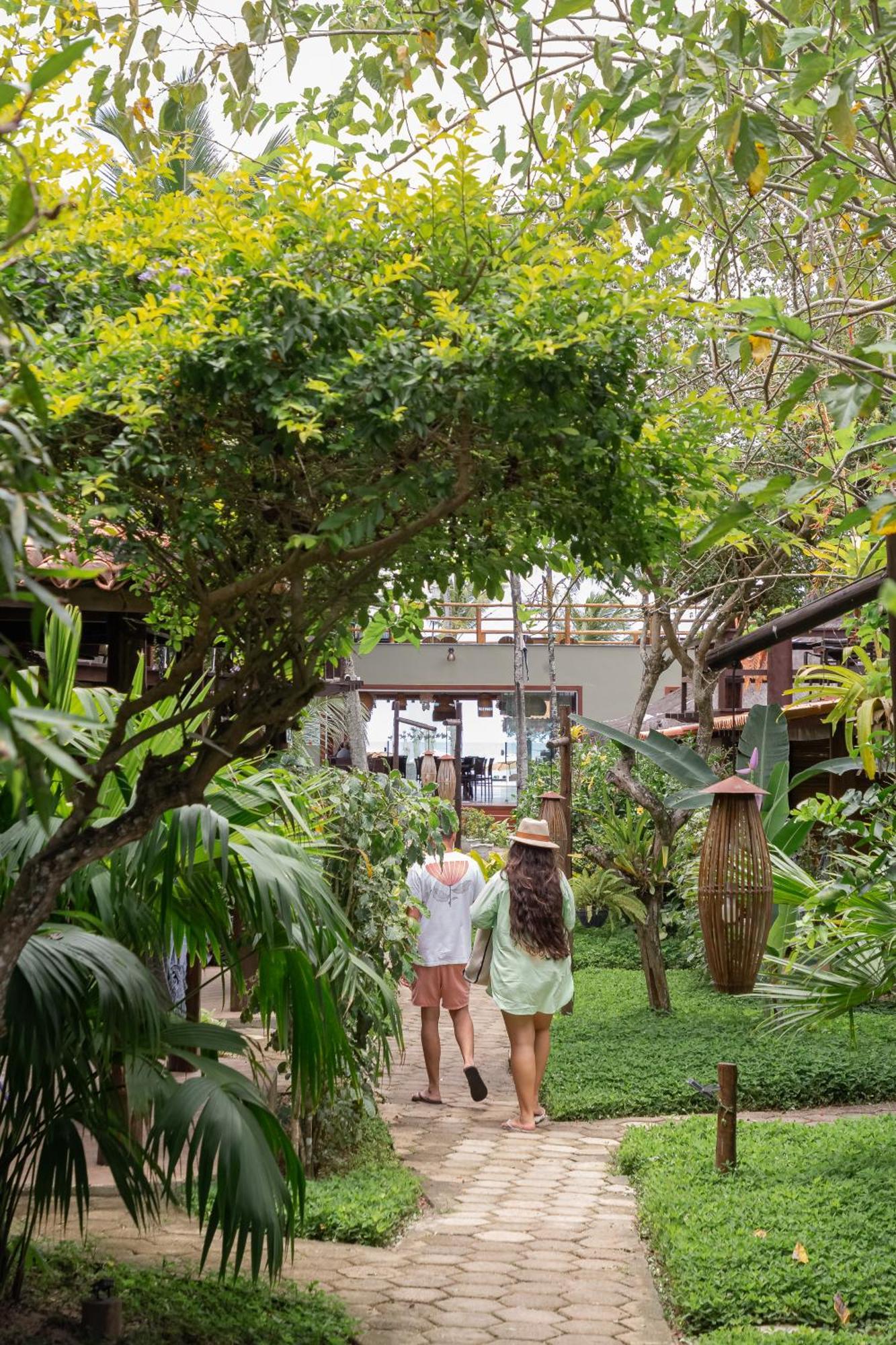Pousada Villa Zena - Frente Ao Mar - Pe Na Areia Порту-Сегуру Экстерьер фото