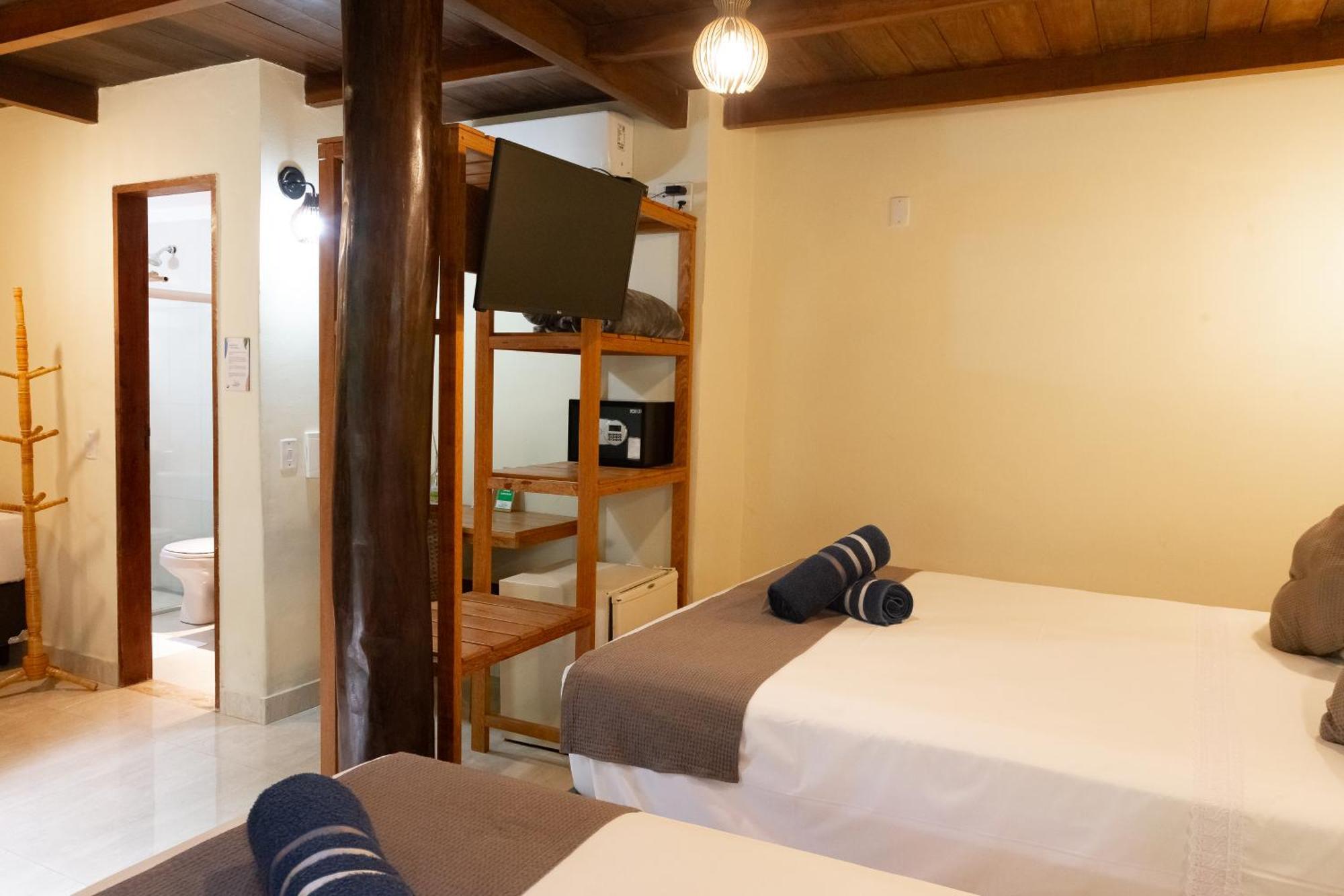 Pousada Villa Zena - Frente Ao Mar - Pe Na Areia Порту-Сегуру Экстерьер фото