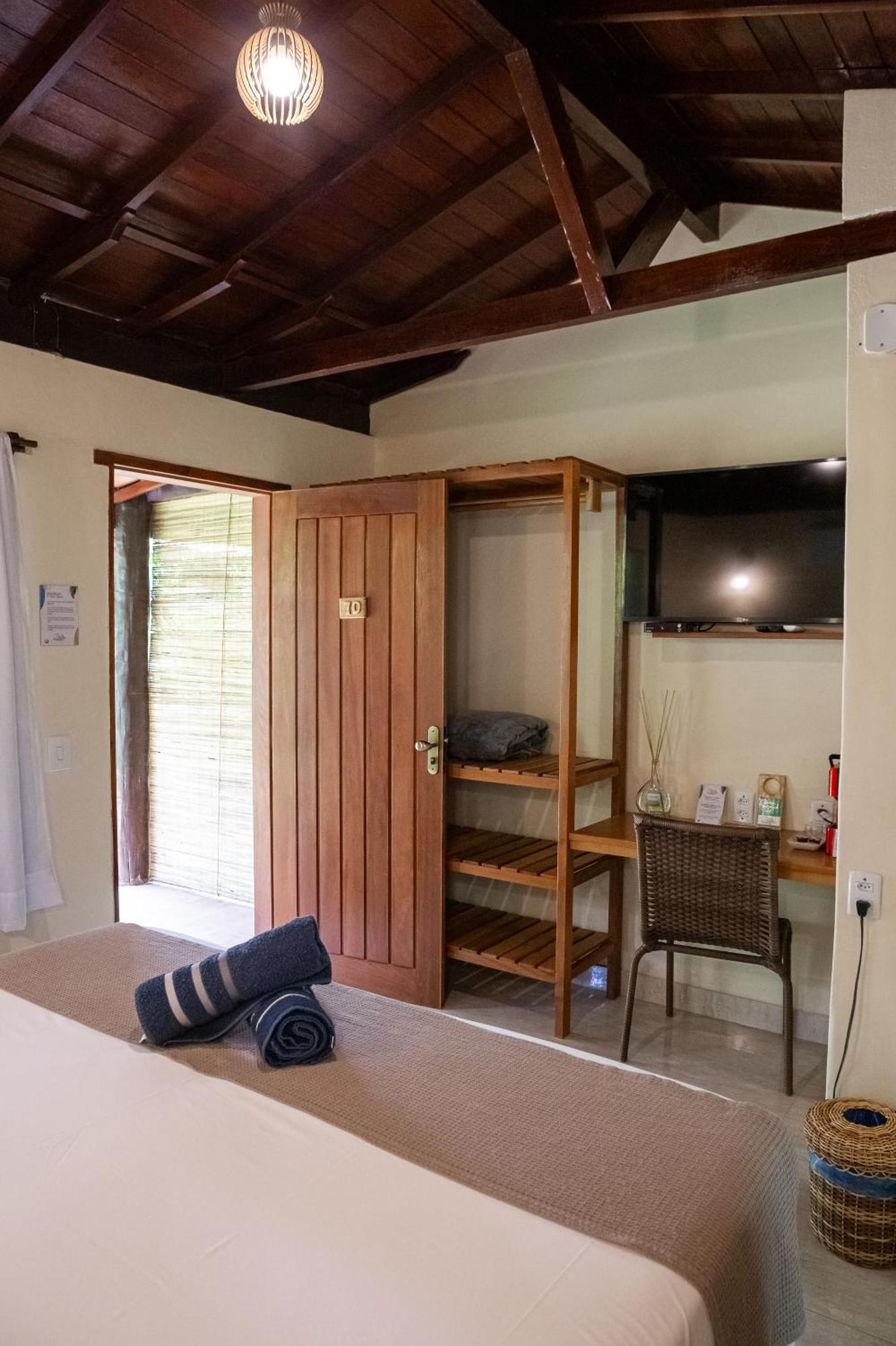Pousada Villa Zena - Frente Ao Mar - Pe Na Areia Порту-Сегуру Экстерьер фото