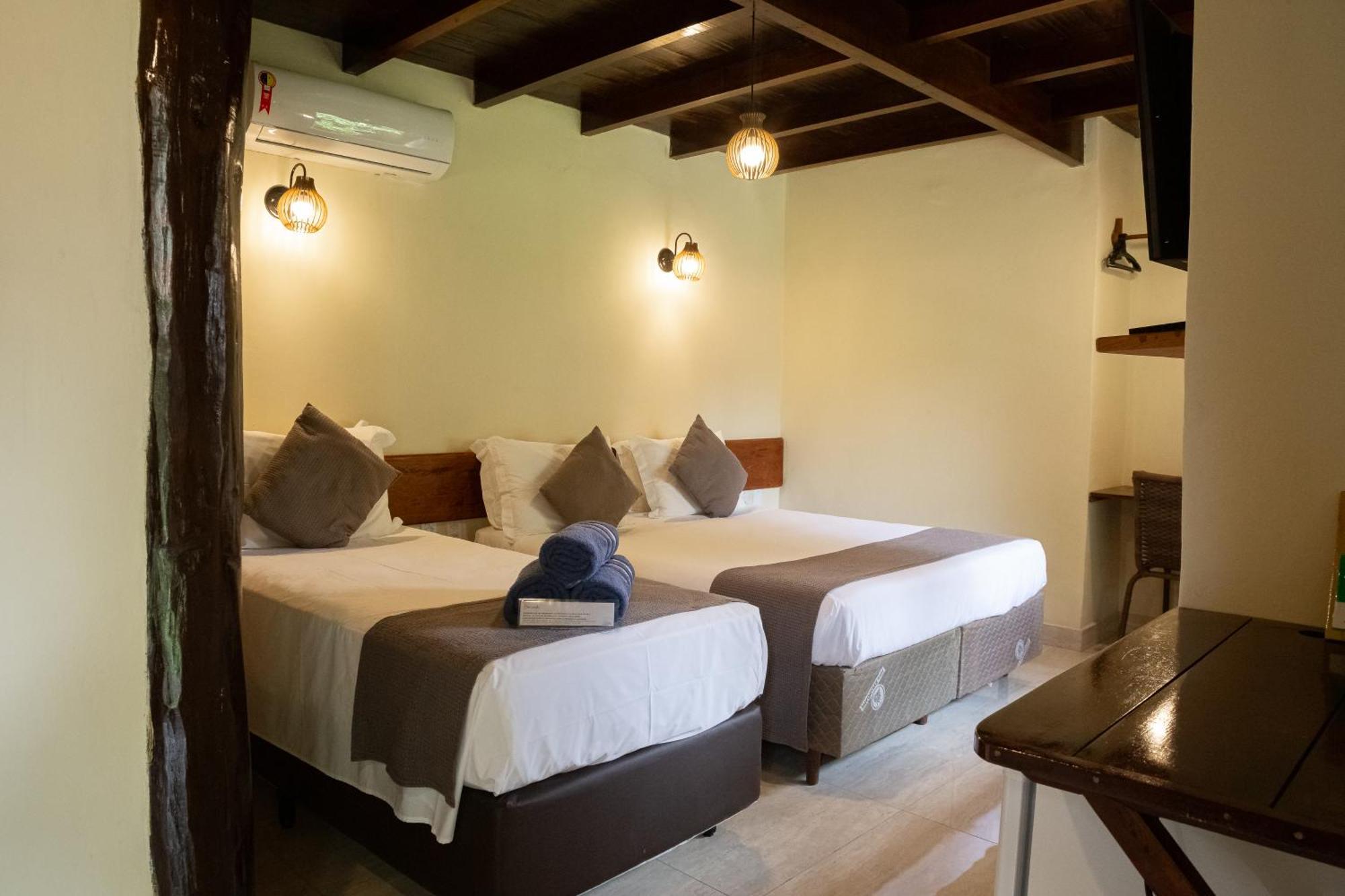 Pousada Villa Zena - Frente Ao Mar - Pe Na Areia Порту-Сегуру Экстерьер фото